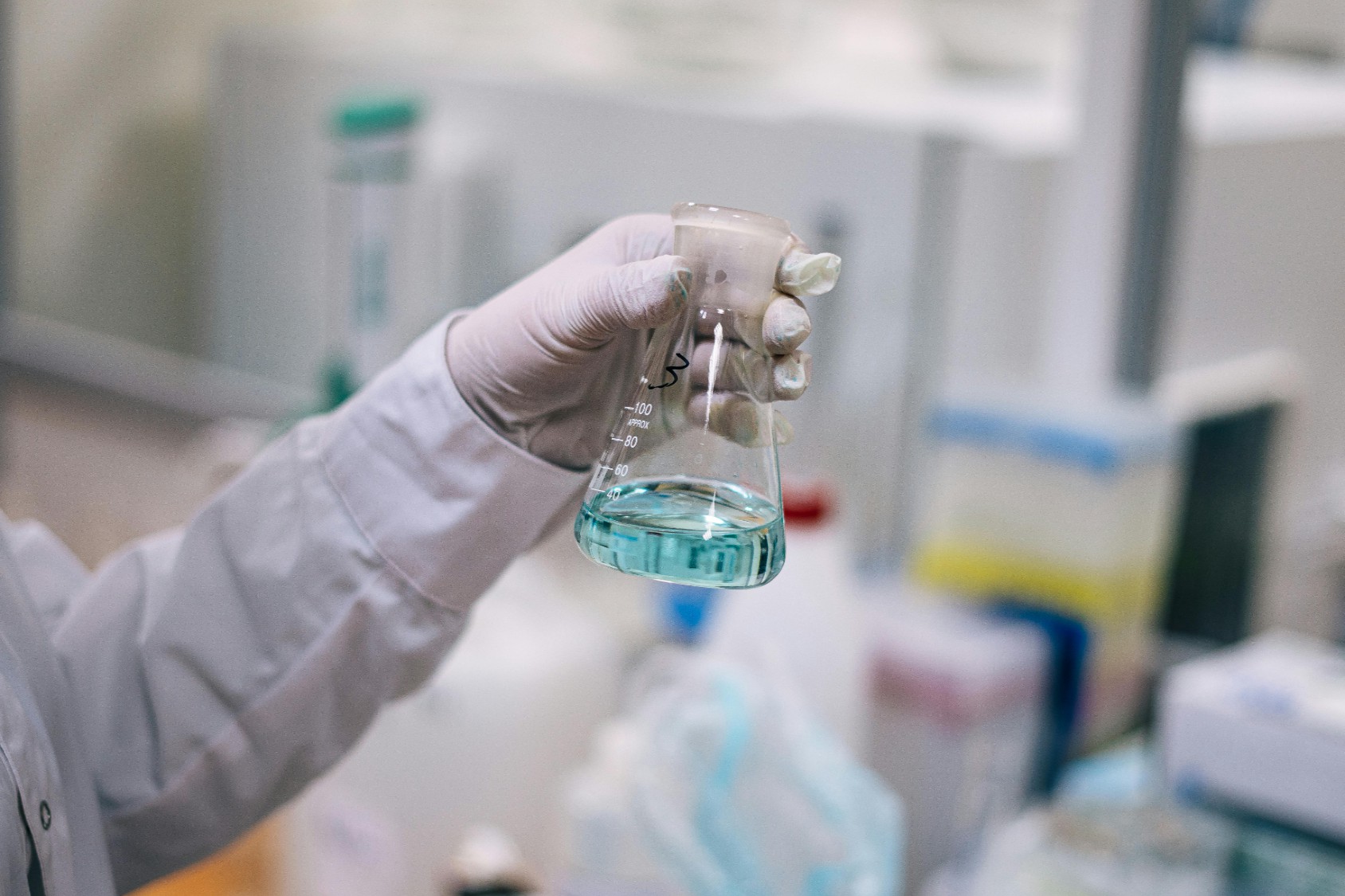 石药集团：SYS6012 Ⅲ期临床达终点，司库奇尤单抗生物类似药等效可善挺®