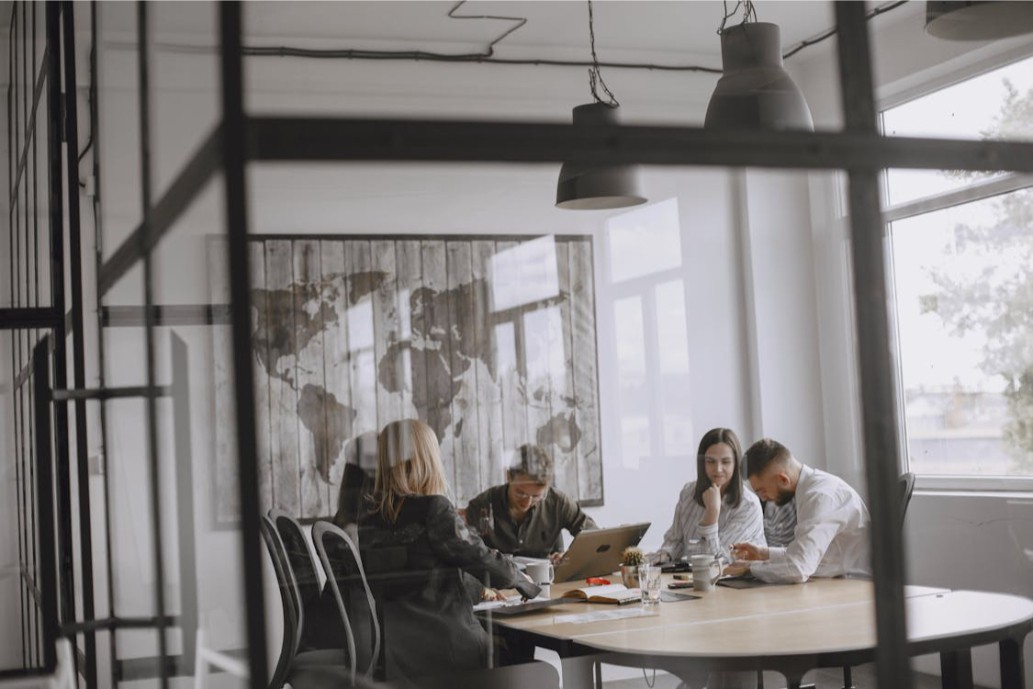 北大医药董事长徐晰人被捕：跨界“1元收购”背后，人事动荡、经营隐忧与未来走向成谜