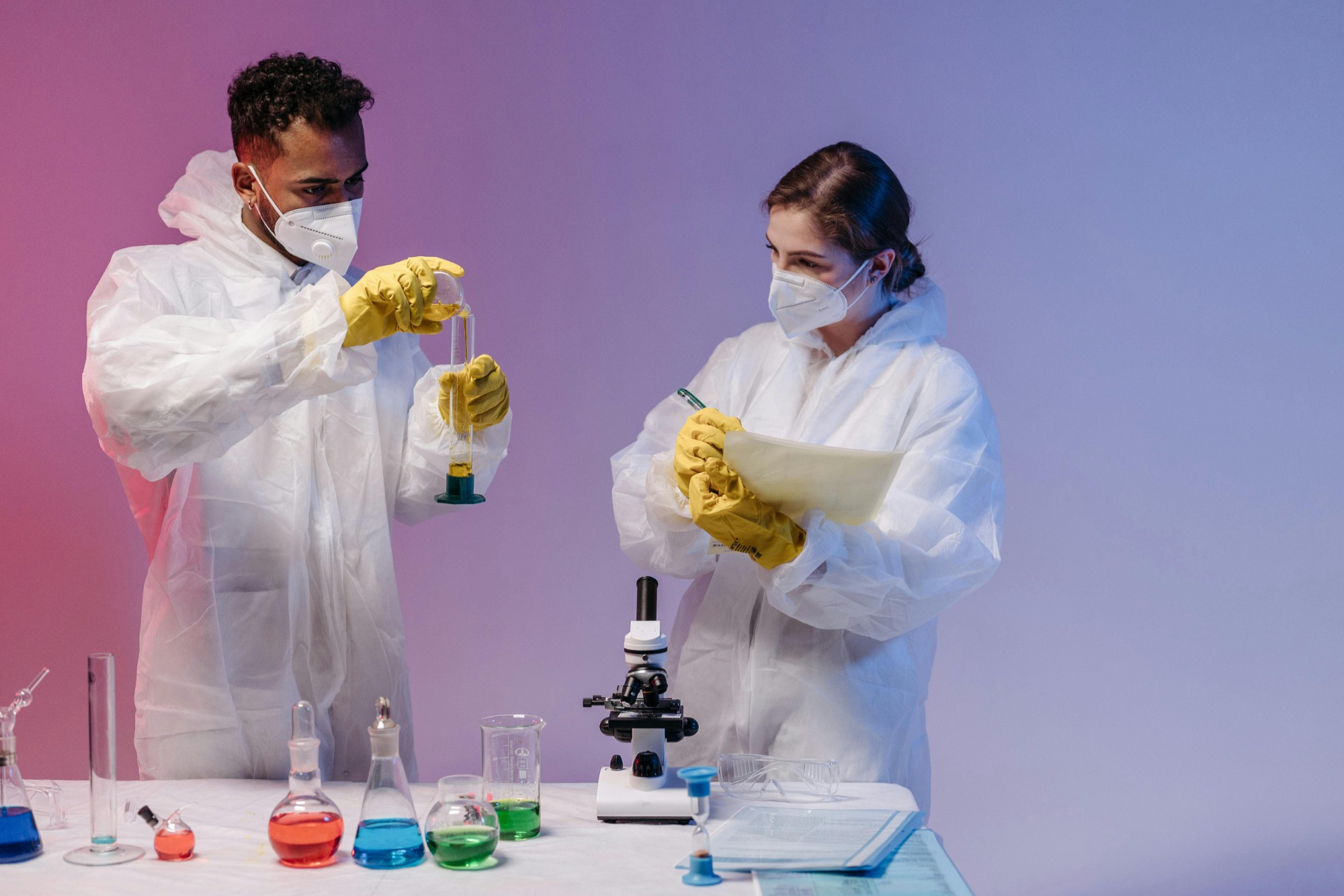 以Rentosertib为例浅析AI制药：挑战“双十定律”，临床疗效初显锋芒