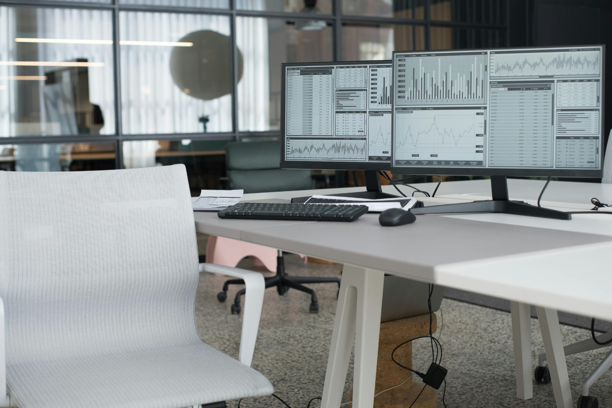 国谈首日“暗流涌动”：创新药、商保目录成热点，MNC与国产药企谁主沉浮