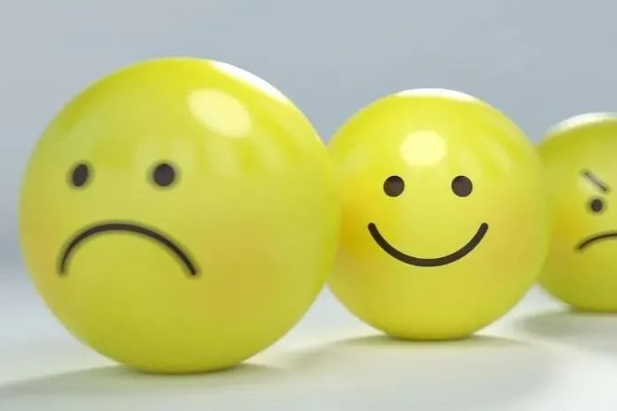 阿尔兹海默病新药：中美之间的冰与火！一个高分进医保；一个商业化溃败