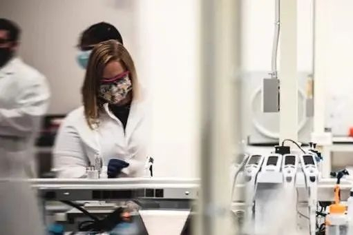 多肽固相合成中使用的缩合剂