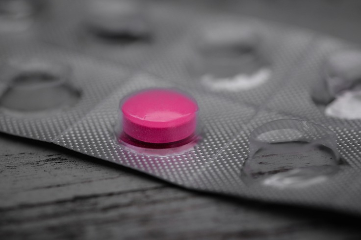 最新！8个一致性受理号获批，石药集团斩获盐酸决奈达隆片首家过评