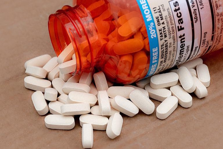 国内首仿药！齐鲁制药过评培唑帕尼片，诺华独家2亿肾癌药！