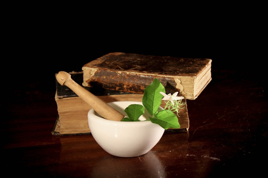 中成药“国采”在即，涉及42种药品！竞争最激烈品种大涨106.49%！