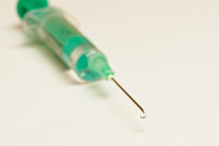 康方生物「依沃西单抗注射液」上市申请拟纳入优先审评