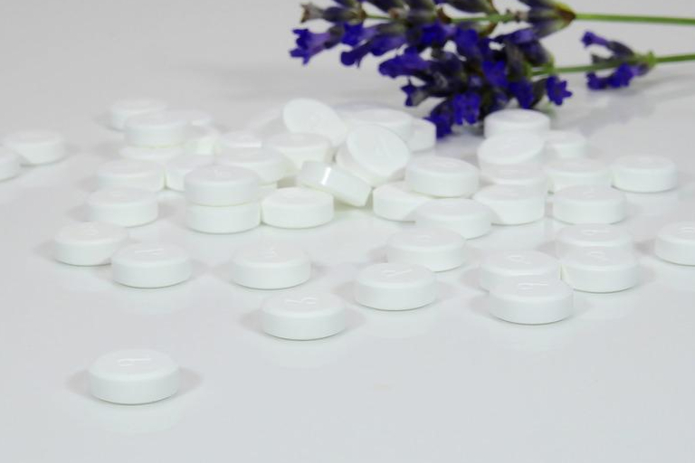 中枢神经用药龙头再发力！5个独家品种、13款1类新药亮眼