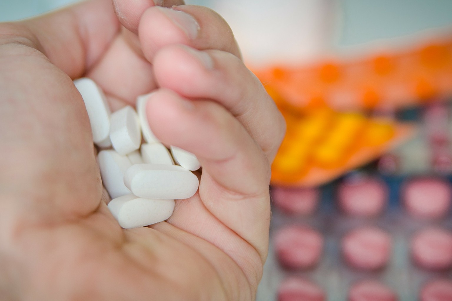 癌症治疗领域新星崛起！医药大健康行业风起云涌，创新药掀热潮！