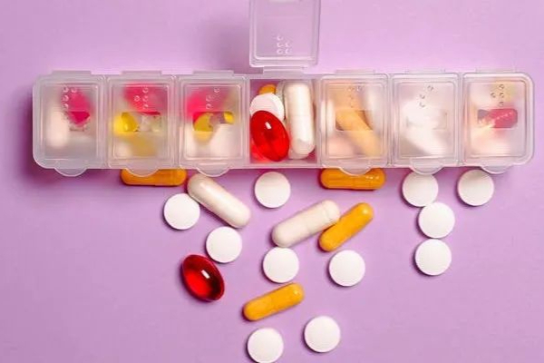 猛攻首仿！300亿场引爆激战，齐鲁、正大天晴等药企巨头加入战局