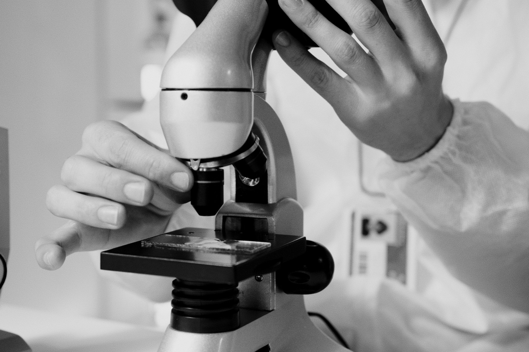 山东新时代药业冲刺首仿！磷酸芦可替尼片上市申请获受理