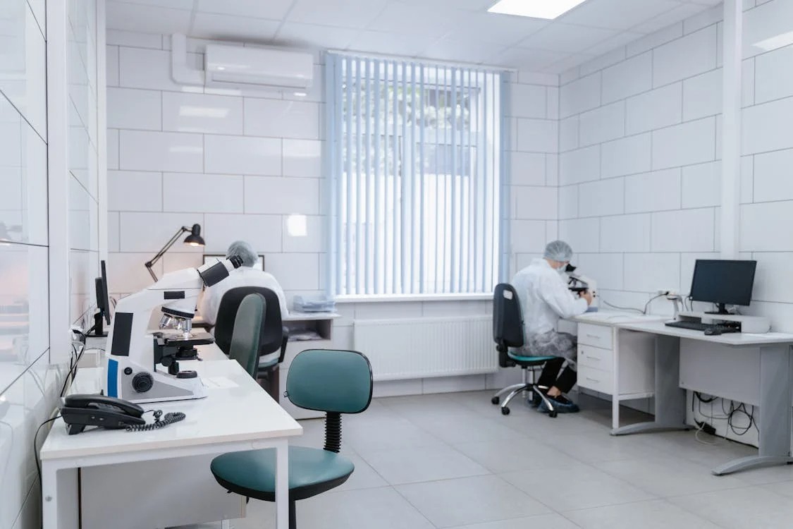 康方生物依沃西：全球首创PD-1/VEGF双抗，III期临床力压帕博利珠单抗！