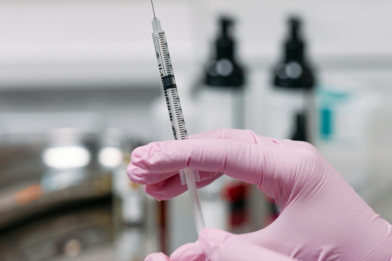 注射用盐酸罗沙替丁醋酸酯竞争格局升级，两家新批仿制药企入局