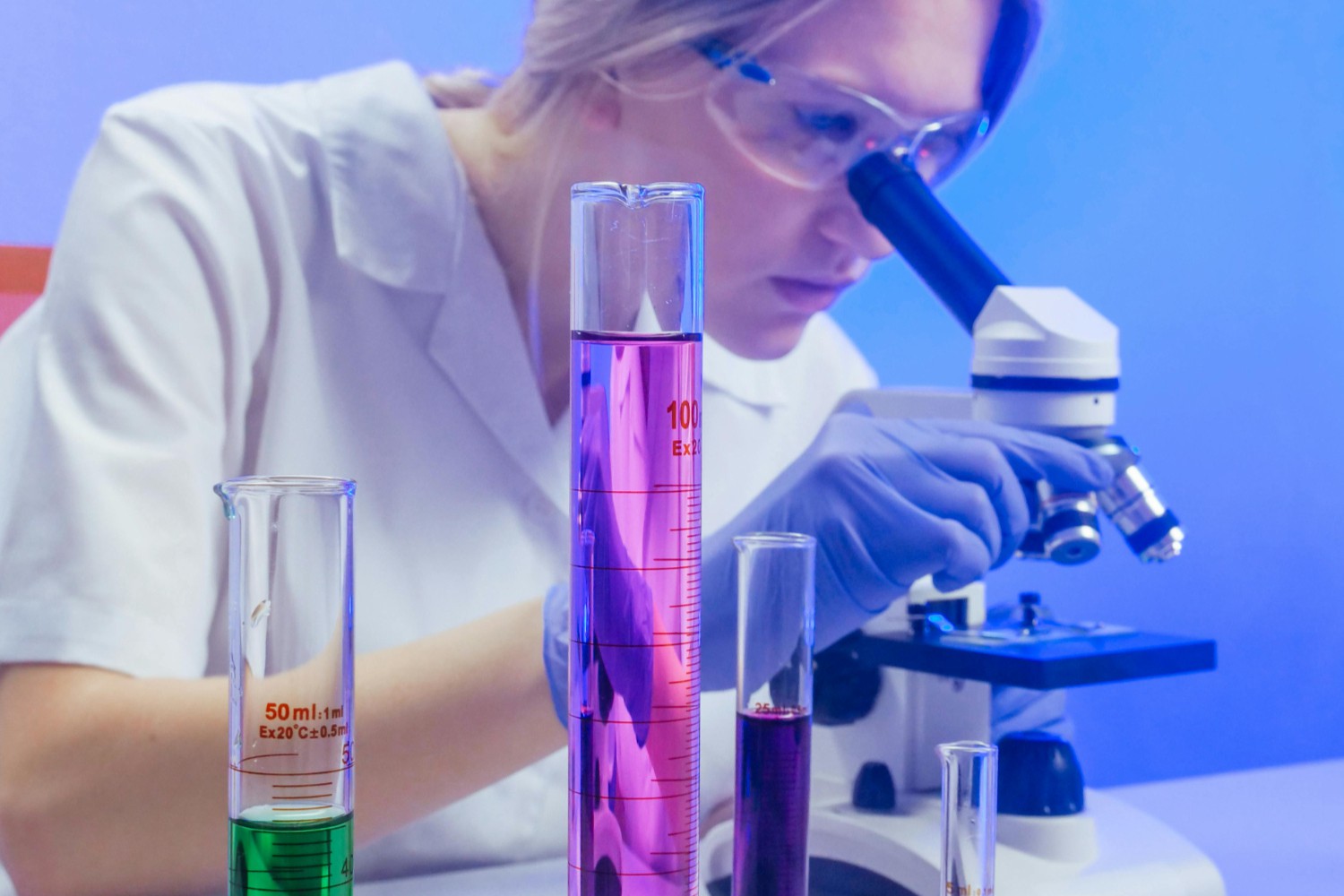 2024年钙通道阻滞剂市场竞争格局：硝苯地平控释片销售第一，拜耳占主导地位