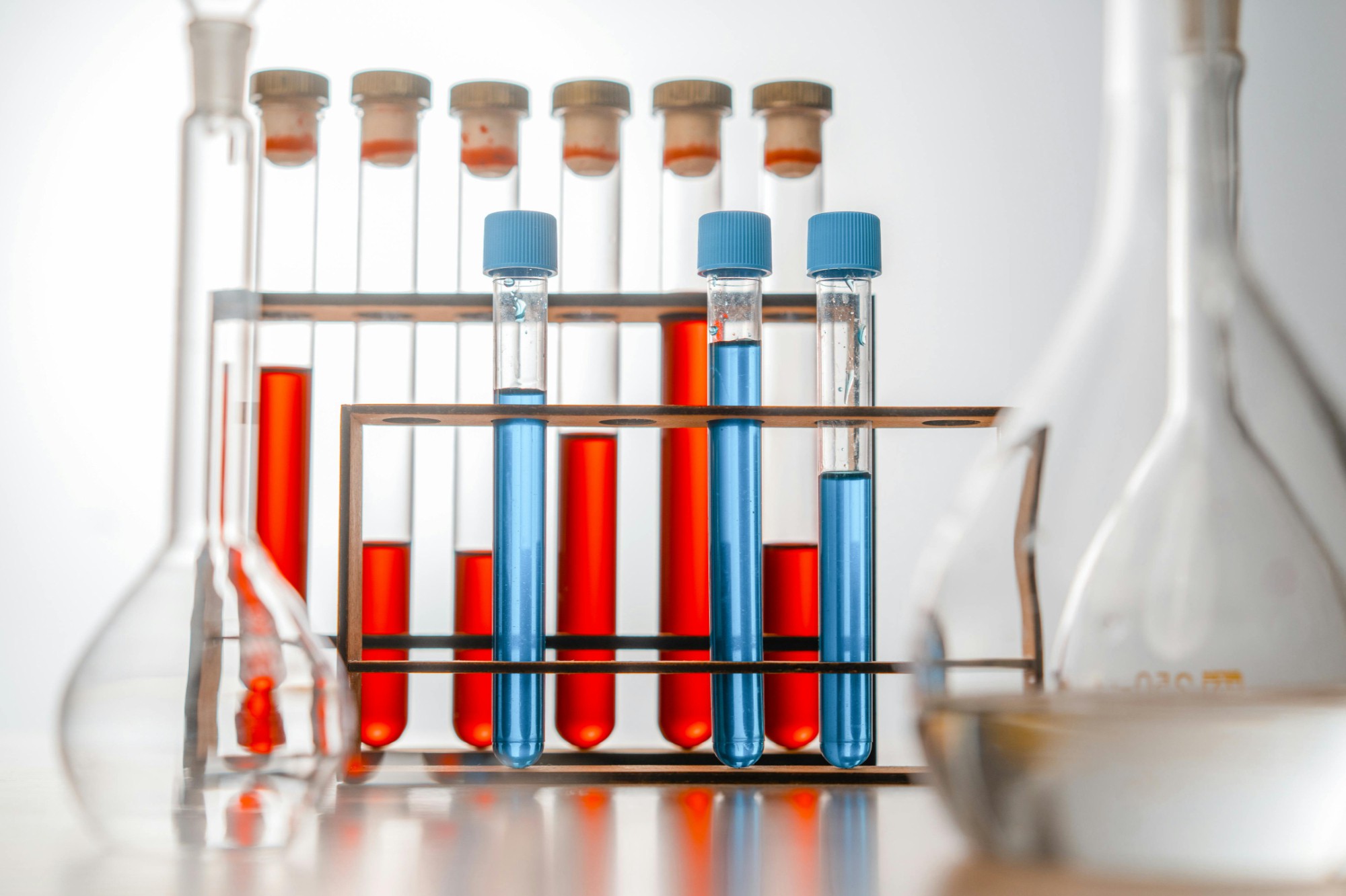 2024年微球制剂改良型新药分析：优势、考量因素、药物分析