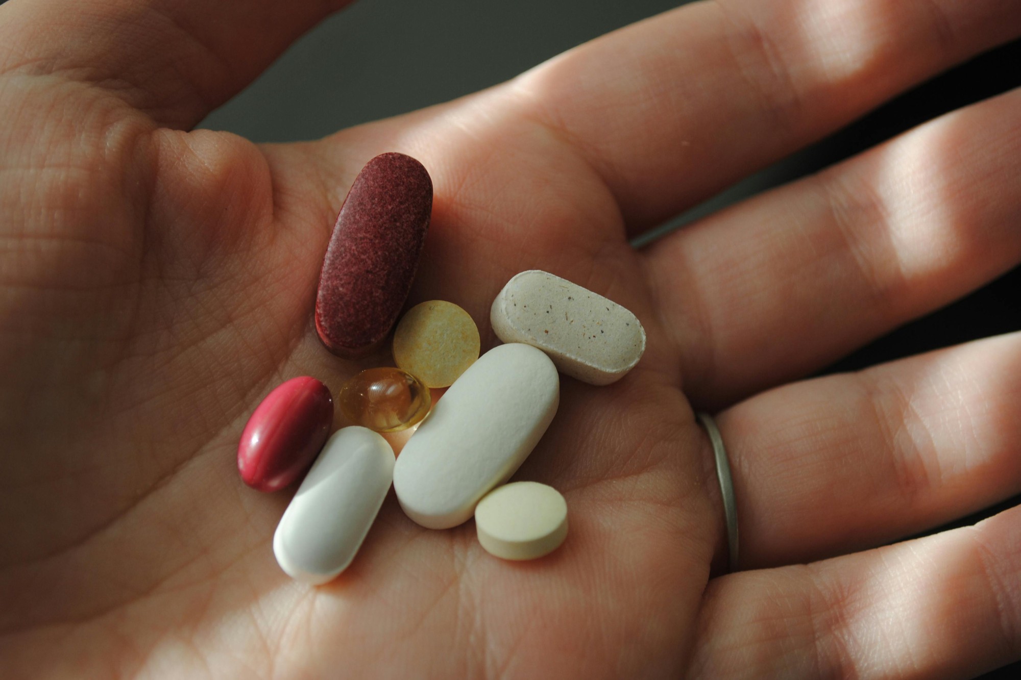 2024年医保谈判规则大揭秘，多款药品借续约抢占市场高地