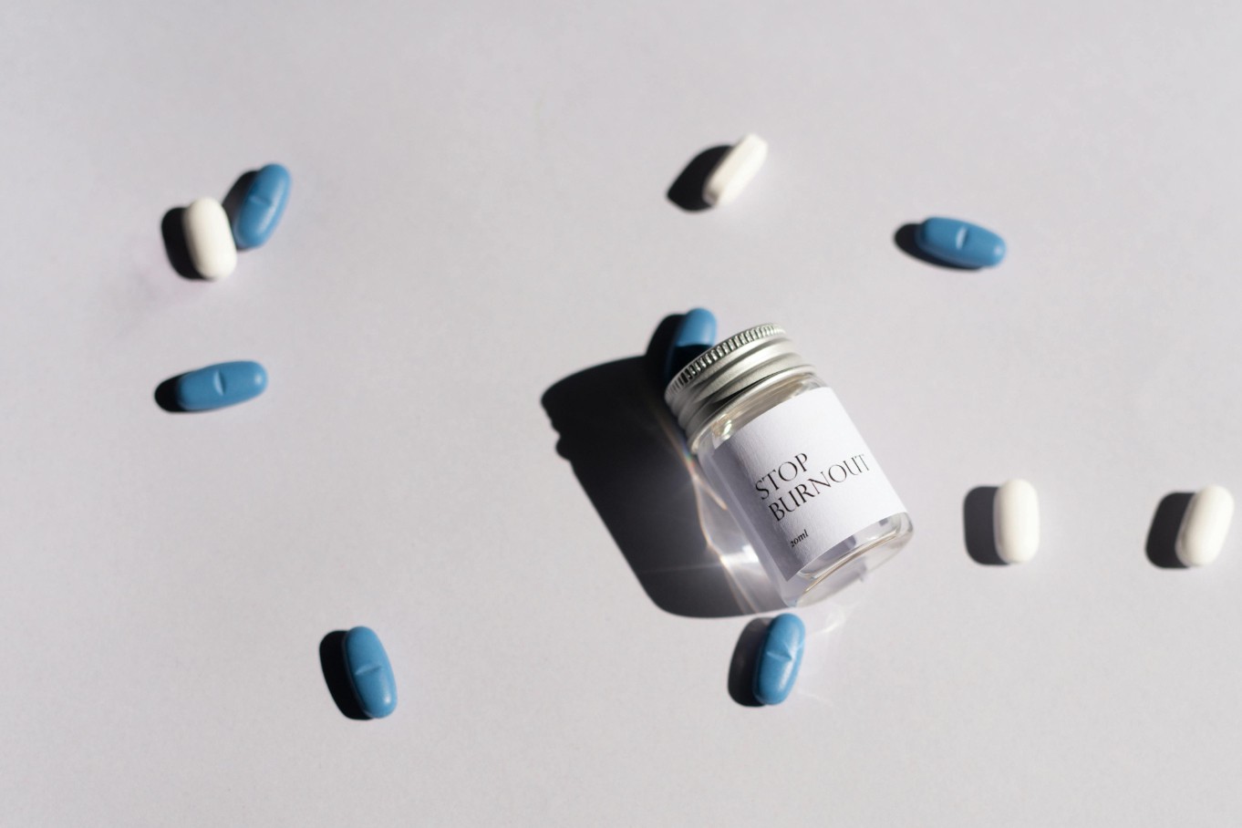 全球乙肝小核酸药物研发加速，GSK/IONIS三期药物Bepirovirsen治愈率达29%