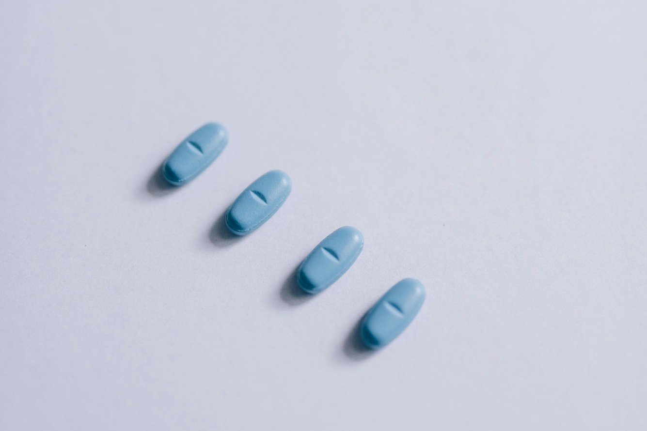 2025年国产创新药爆发：半年获批34款，恒瑞医药领跑