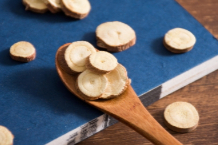 华海药业申报抗菌注射卡泊芬净仿制药，30亿抗真菌药市场争夺战升级！