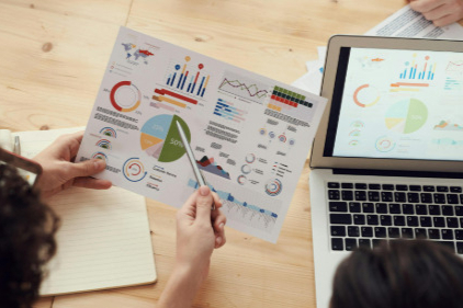 2025年首仿之王！科伦药业强势领跑，齐鲁制药紧随其后，两匹黑马逆袭上榜