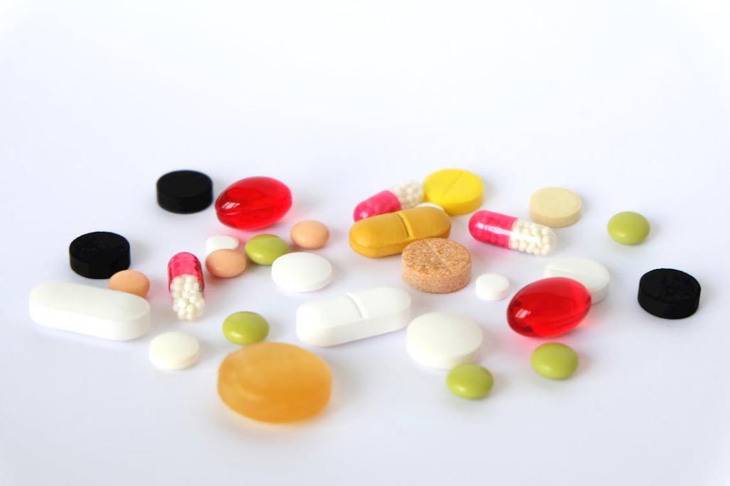 2025年12月227款新药获批临床！42款纳入特殊审评，涉及安进、默沙东…