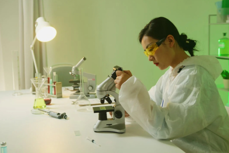 溴吡斯的明口服溶液国内首仿获批，上海医药构建强大产品矩阵领跑市场