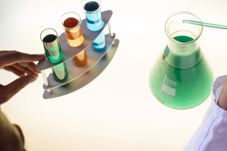 摩熵咨询《2025全球罕见病行业发展报告：政策演进、市场趋势与领先企业布局》