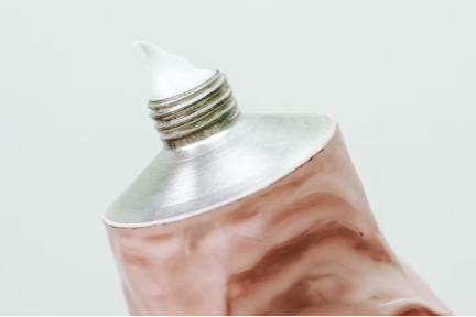 长春高新涨停！金赛药业全球首创新药GenSci141软膏获批临床，儿童内分泌领域再添“现金牛”潜力股