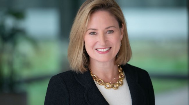 强生医疗科技董事长 (Ashley McEvoy) 辞职