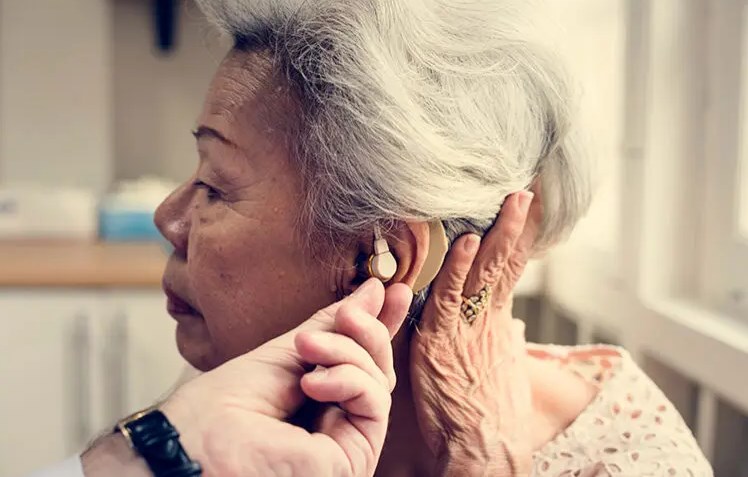 为什么助听器可以减缓老年人痴呆问题？