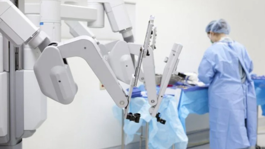 MMI在美国首例病例中率先推出Symani手术系统